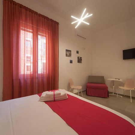 La Cattedrale Dai Tetti Bed & Breakfast Trani Bagian luar foto
