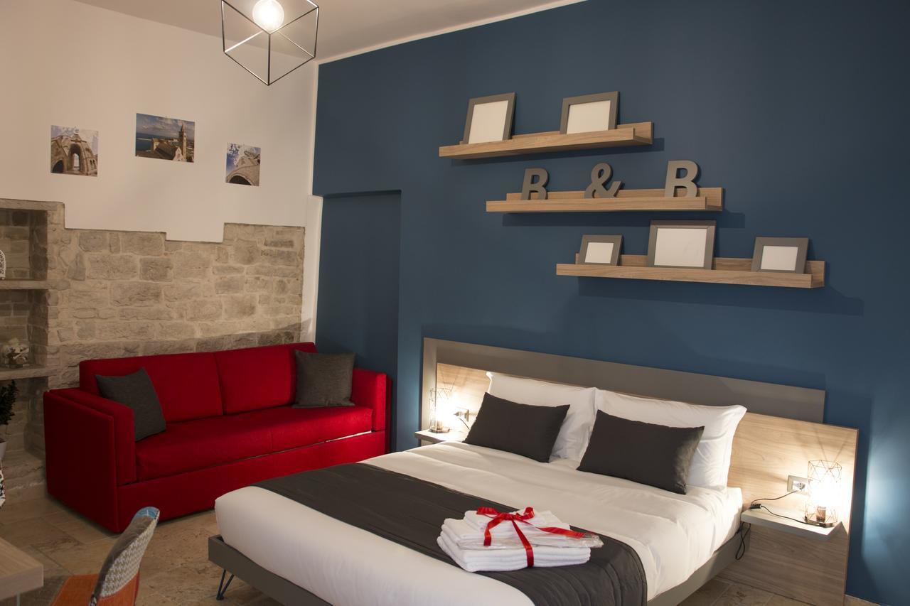La Cattedrale Dai Tetti Bed & Breakfast Trani Bagian luar foto