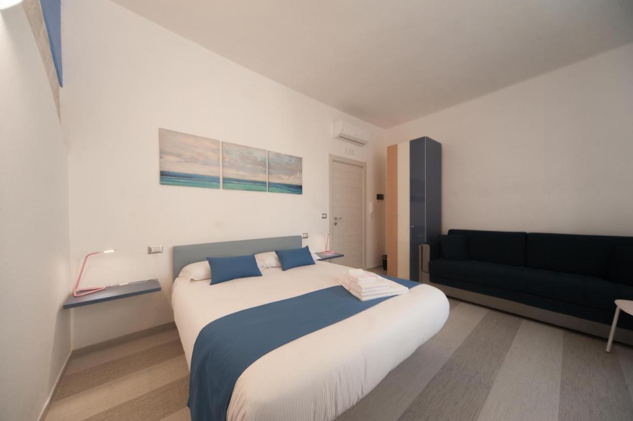 La Cattedrale Dai Tetti Bed & Breakfast Trani Bagian luar foto