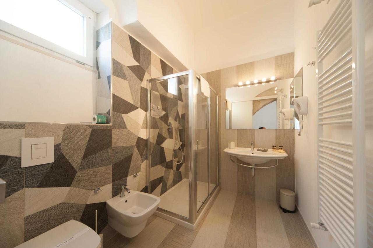 La Cattedrale Dai Tetti Bed & Breakfast Trani Bagian luar foto