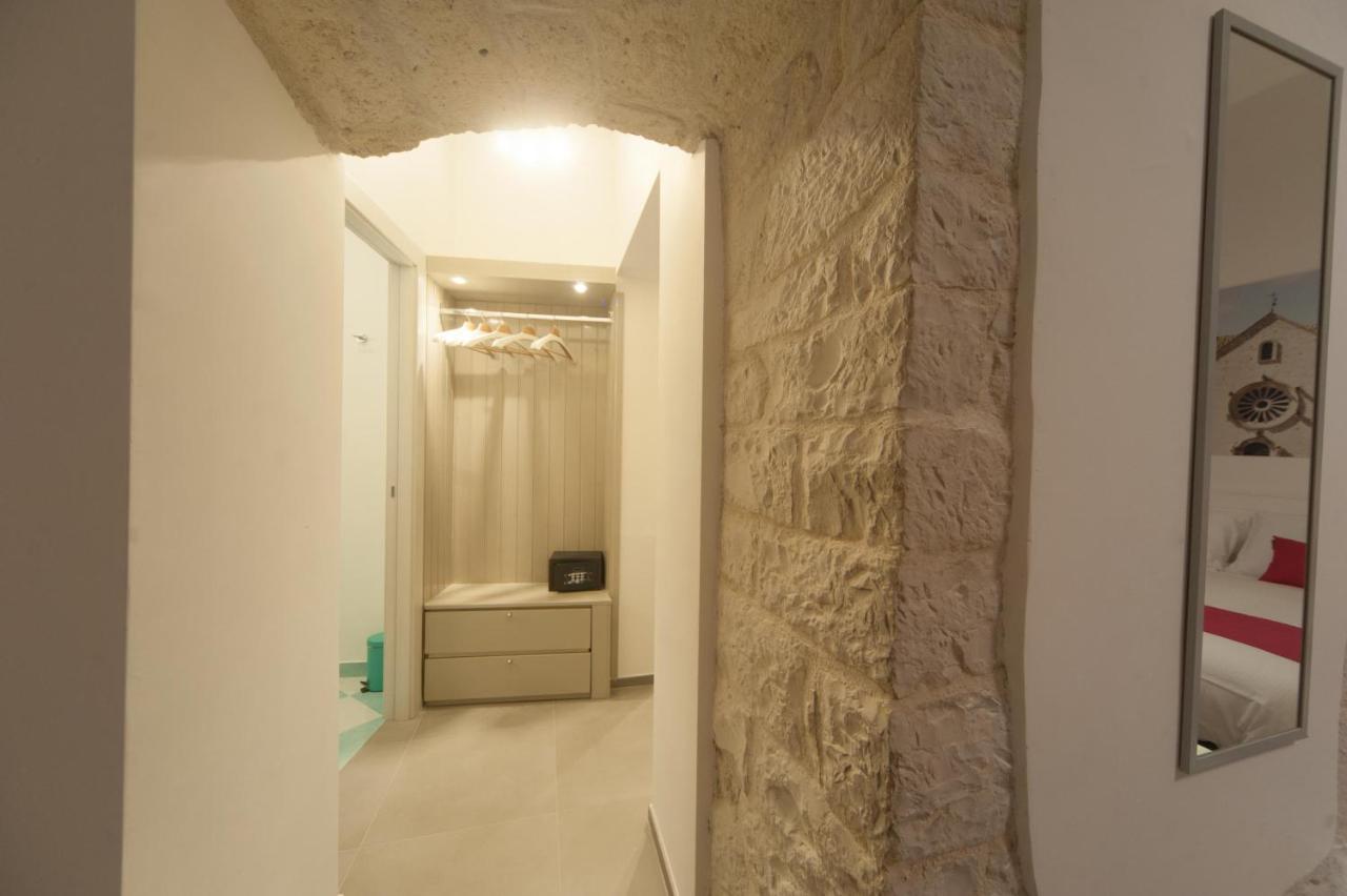 La Cattedrale Dai Tetti Bed & Breakfast Trani Bagian luar foto