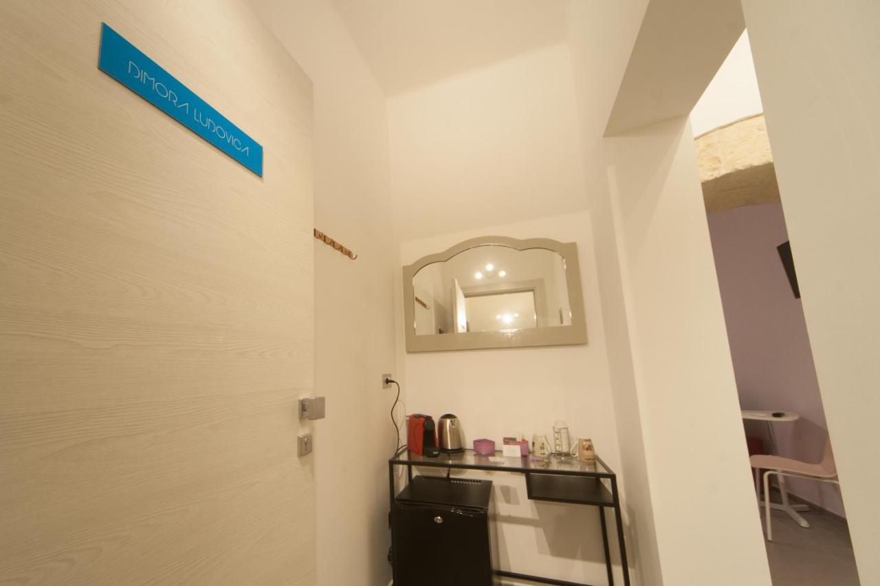La Cattedrale Dai Tetti Bed & Breakfast Trani Bagian luar foto